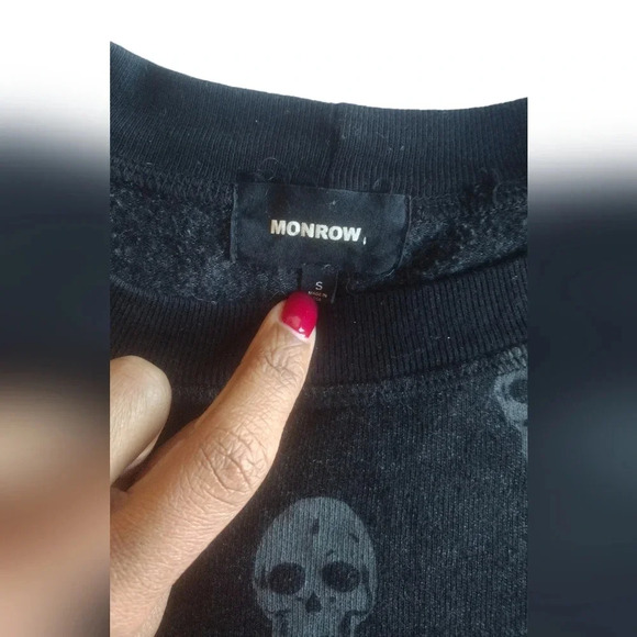Monrow Skull Print Sweatshirt Women's Size S - Picture 3 of 9